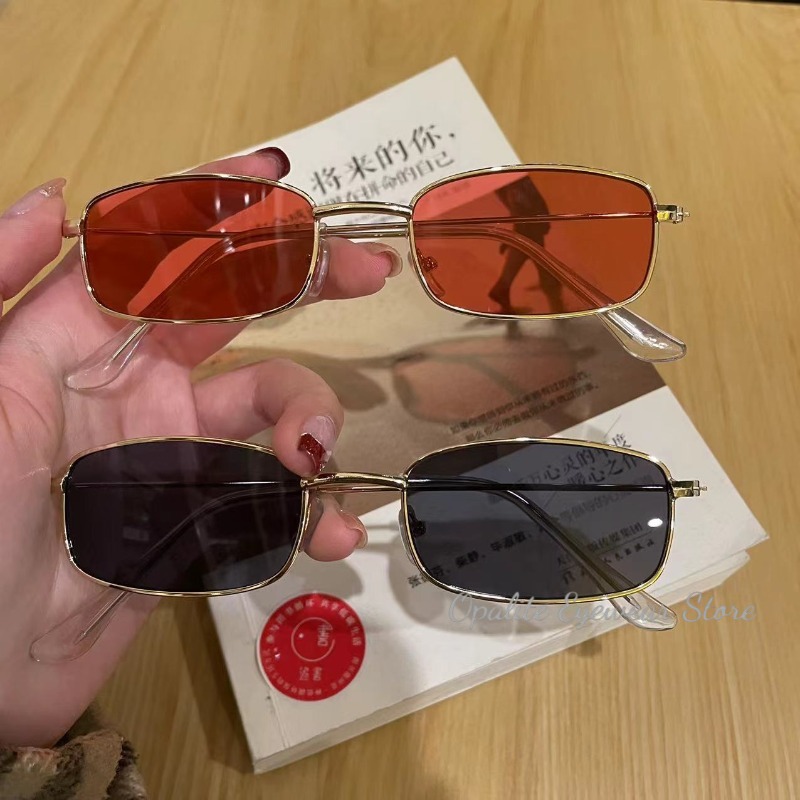 Occhiali da Sole Retrò alla Mo - Vintage Fashion Enthusiasts recensione e prezzo
