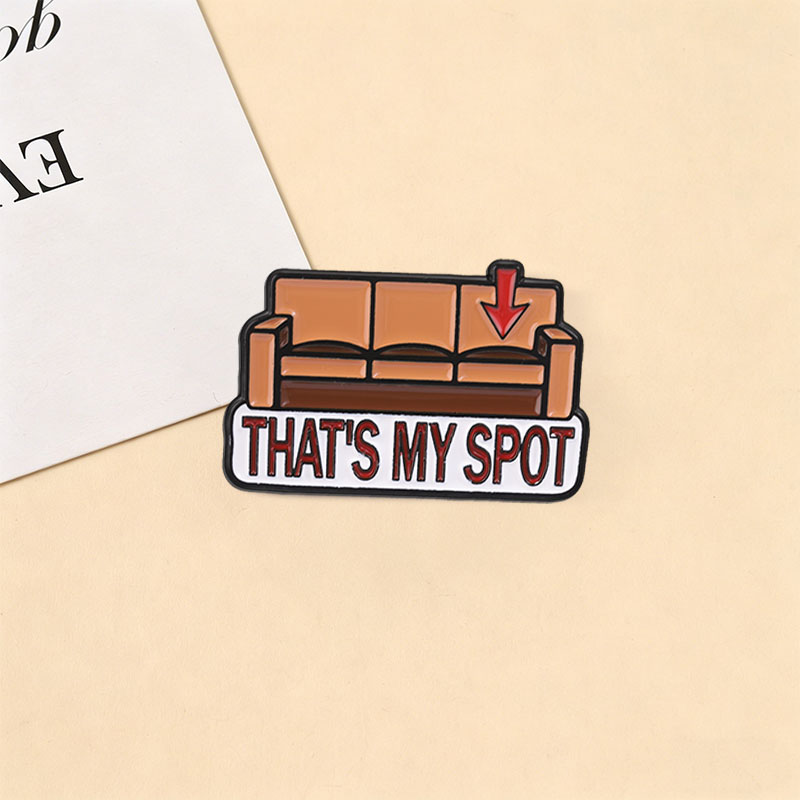 That's My Spot Spilla in smalt - Vintage Fashion Quotes recensione e prezzo