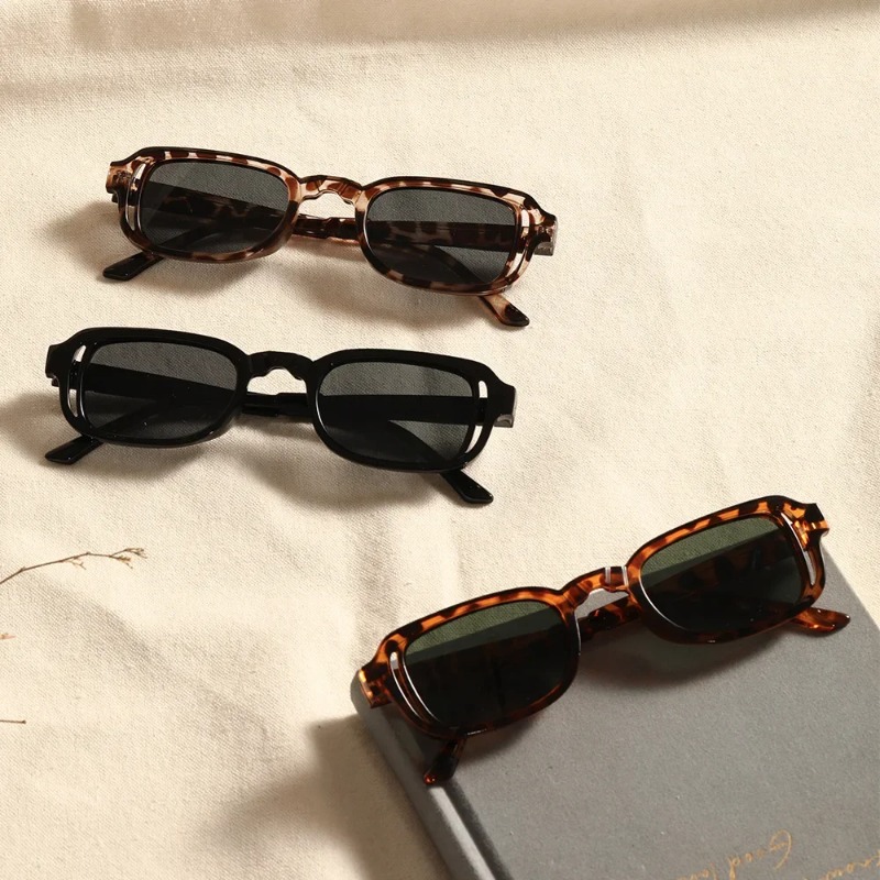 Occhiali da Sole Rettangolari  - Vintage Fashion Enthusiasts recensione e prezzo