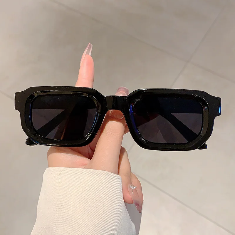 Occhiali da Sole Vintage con M - Vintage Fashion Enthusiasts recensione e prezzo